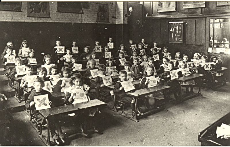 10, Churchfields School, 1910.jpg